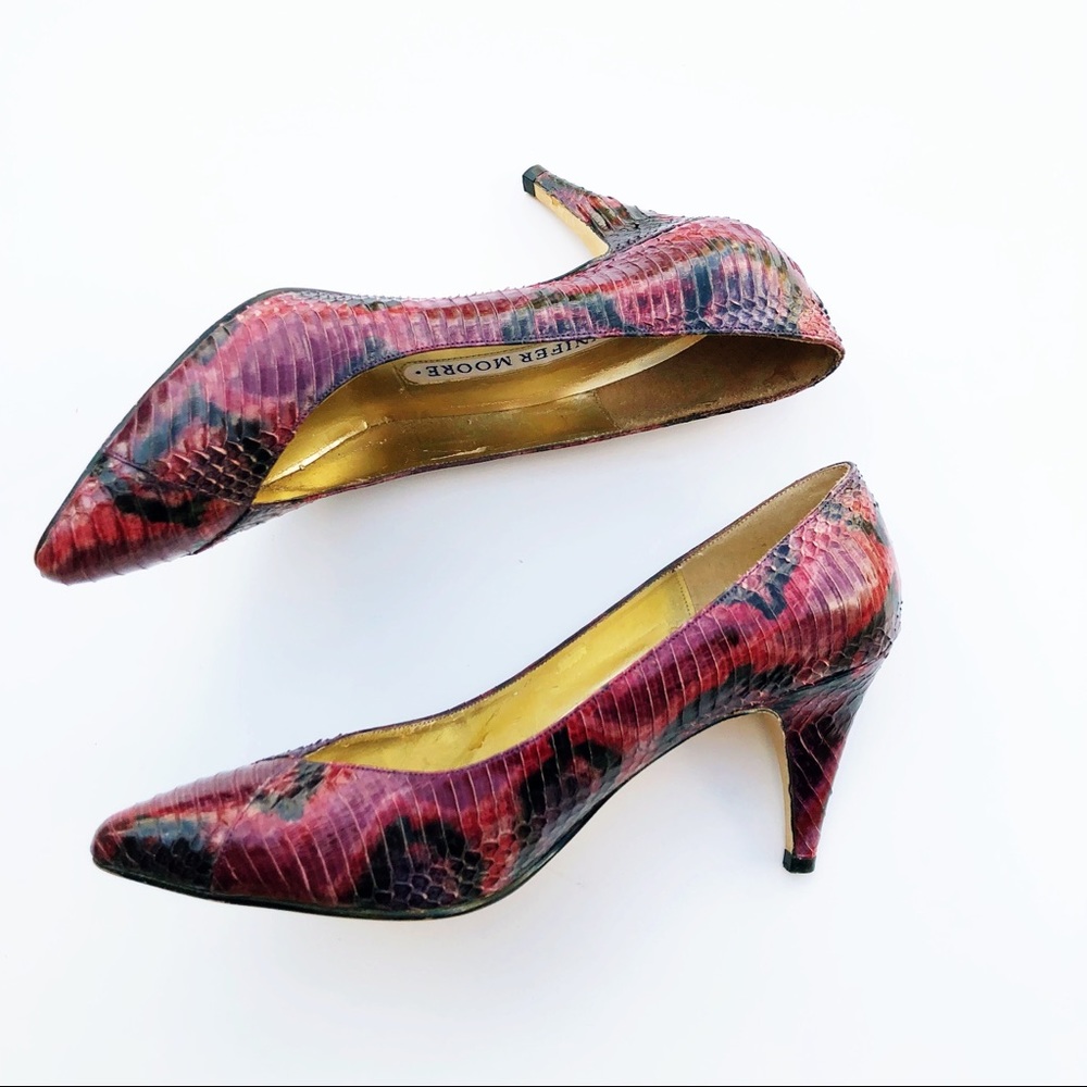 VINTAGE Snakeskin Reptile Pointy Toe Pumps - Picture 5 of 8